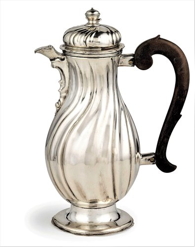  chocolat pot 18th century